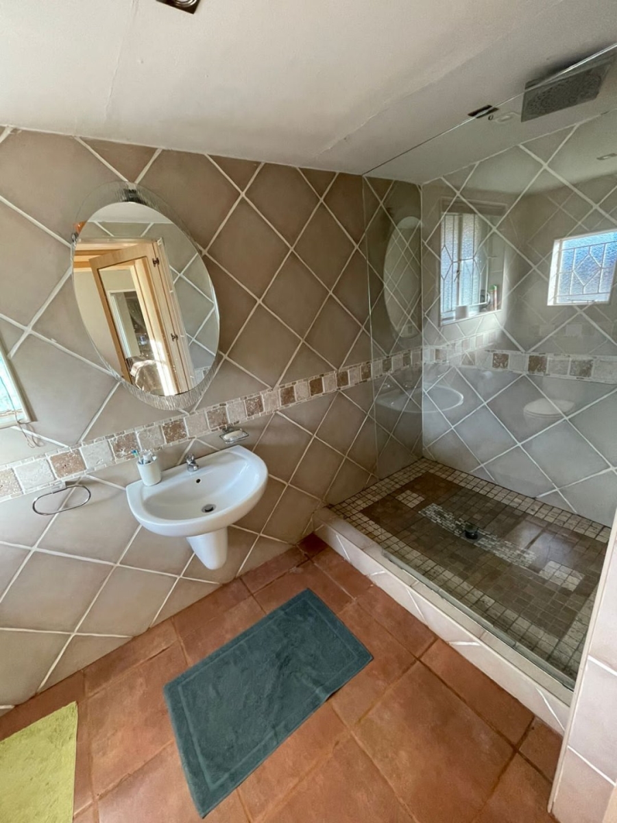  Bedroom Property for Sale in Bloemhof North West